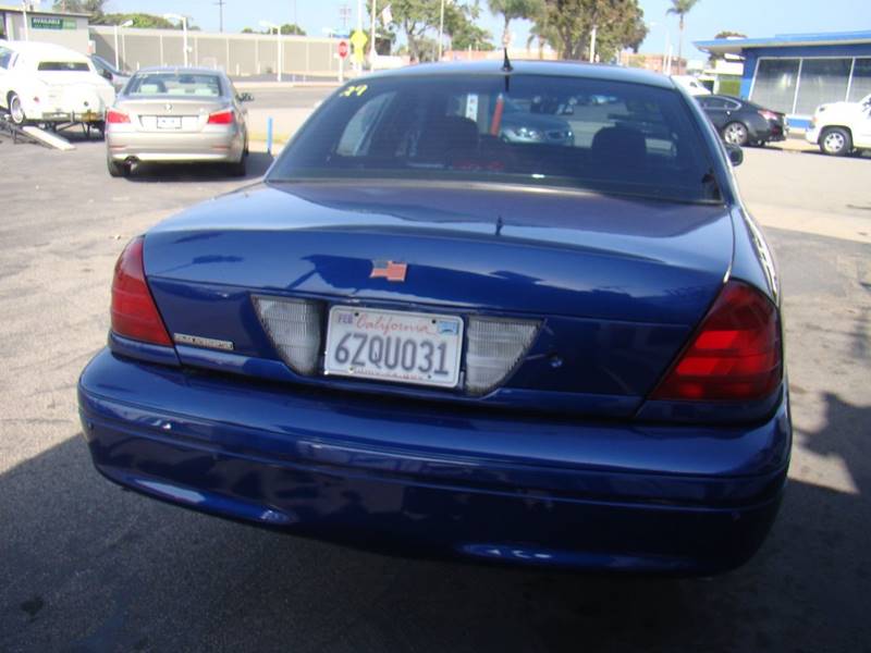 AutoMasterGrou1's tweet image. 2003 Crown Victoria / 150,925 miles.... is absolutely a great all around car. The seats are comfortable and the ride is very good. I can usually get 26-28 mpg on the highway. Its great for long trips. 
Cash Price $3995 Hurry, won't last!