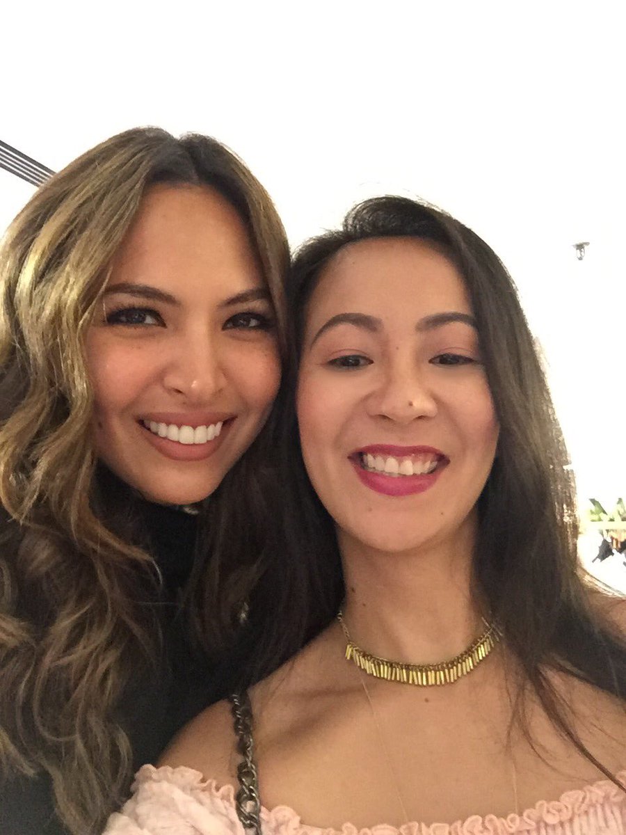 angelaAchavez's tweet photo. With maggiewilson ladies and gents!π»π #loveher #maggiewilson #rustanscircle #rustans #rustansmakati #designers #show https://t.co/1Jzob3y6sq