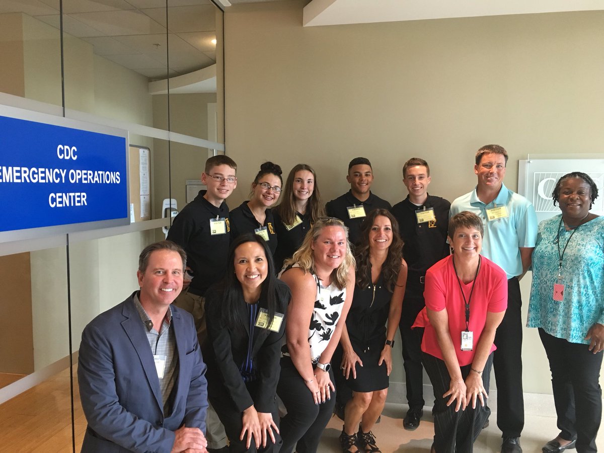 jenbacmck's tweet photo. The #FredoniaMedicalAcademy students spoke about the FMA at the @CDCgov today! I’m so proud of these @FredoniaJSHS students! Thank you, @MFahrenbruch, for this amazing opportunity! https://t.co/hzfmuSq4tA