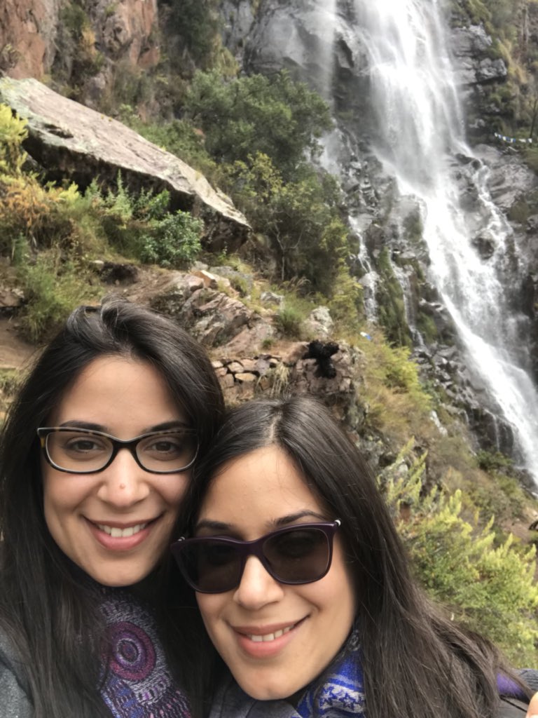hegazyband's tweet photo. Brb went to see beautiful things 😍🇵🇪 #sacredvalley #urubamba #peru #twins #nofilter https://t.co/kuqHWkPYGo
