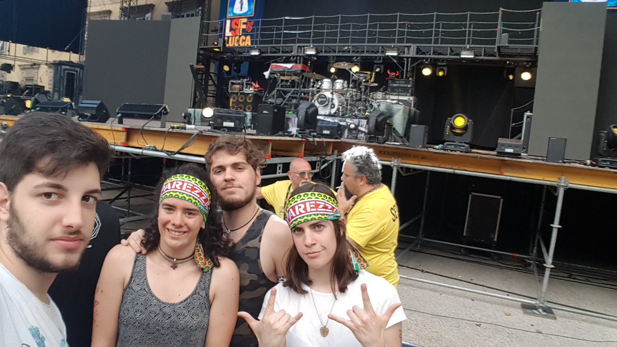 bertuanna's tweet photo. Siamo pronti a tutto 
#capa#prisoner709#luccasummerfestival18 @LuccaSummerFest https://t.co/VyLn9tVp6Y