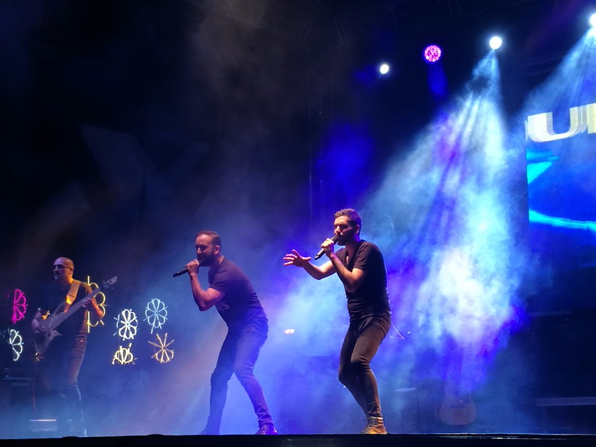 Este cap de setmana, tenim molt bones noticies, les nostres orquestres estaran propet.

El dissabte 30 Juny tindrem

ORQUESTA MATRIX BAND en “ La Pobla Llarga”
Orquesta Mónaco en ”Almussafes” Spain

Clavaris Almussafes

Quina aniras a vorer???

T'esperem amb la millor música