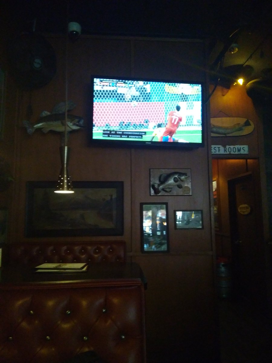 Dünya kupasını şöyle bir ortamda izlemek de varmış