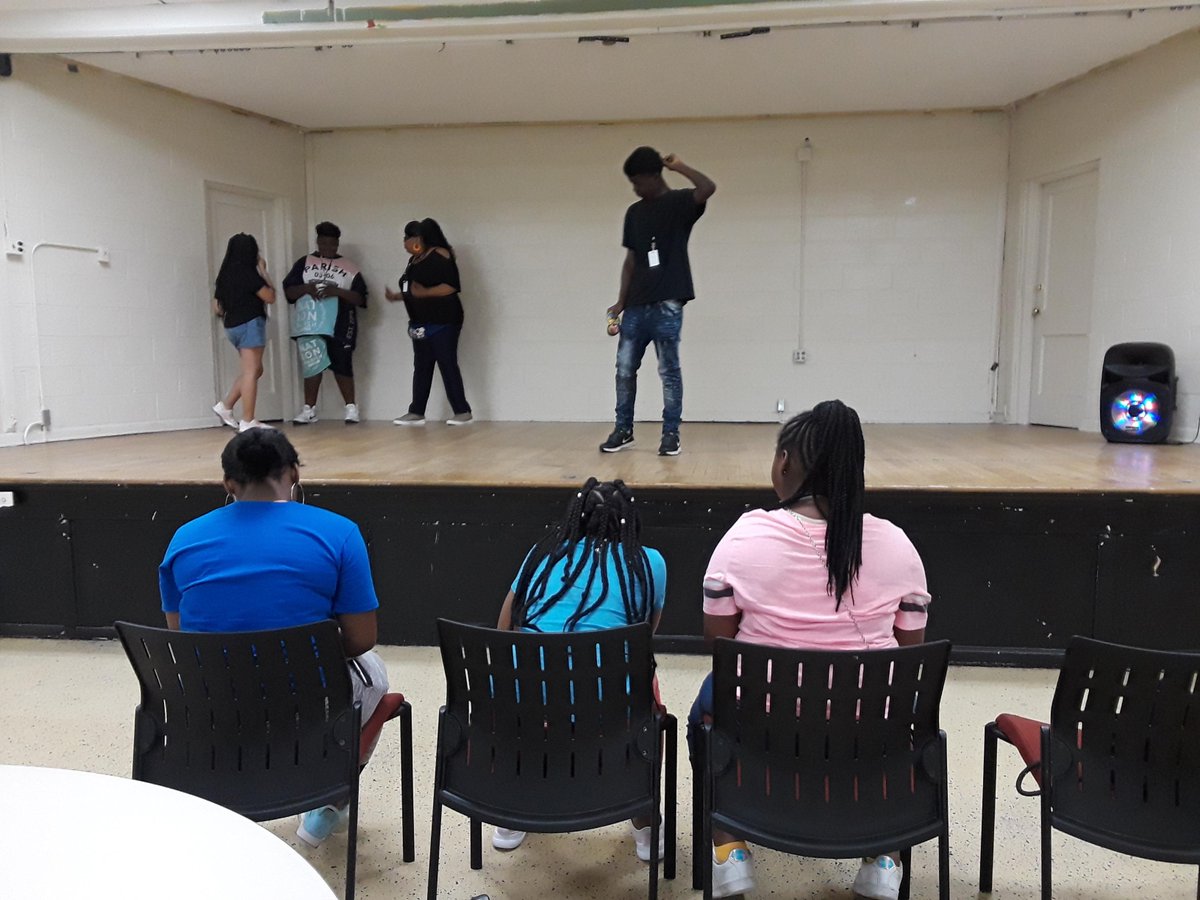 matrix_detroit's tweet photo. We have available spots for youth ages 10-17 in this FREE 8-week performing arts summer program happening Mon-Thurs 8am to 3pm at #TheMatrixCenter!
Stop by 13560 E.McNichols, Detroit 48205 and ask to see Shirleen Dexter or Julia Houpt to get started!
#Detroit #DetroitLove https://t.co/EuThZx1VmV