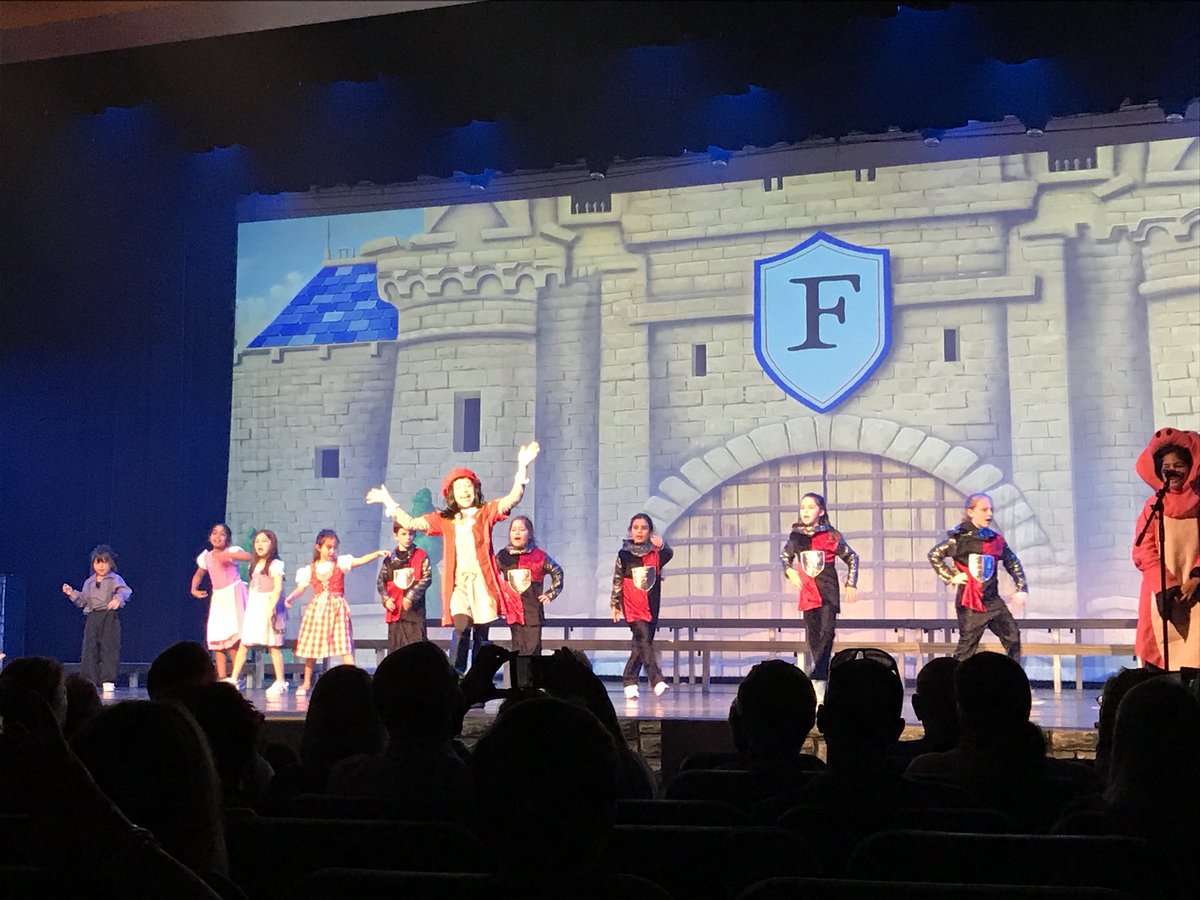 PineCrestSch's tweet photo. Fine Arts Camp in Boca Raton performed #shrek today! #SummeratPC https://t.co/CITXVY002P