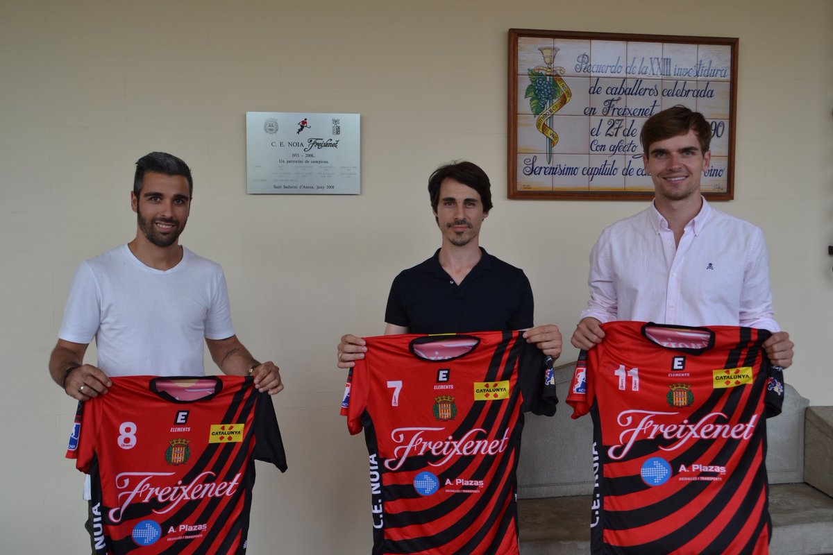 Les caves <a href="/freixenet/">Freixenet</a> han acollit la presentació dels nous jugadors del <a href="/cenoia/">CE Noia Freixenet</a> <a href="/freixenet/">Freixenet</a>. Benvinguts a casa <a href="/marcgrau9/">Marc Grau Tallada</a>, <a href="/EduFdez6/">Edu Fernandez Brunet</a> i <a href="/xcosta66/">xavier costa ferre</a>! #somNOIA #oklliga #okeuro #santsadurni