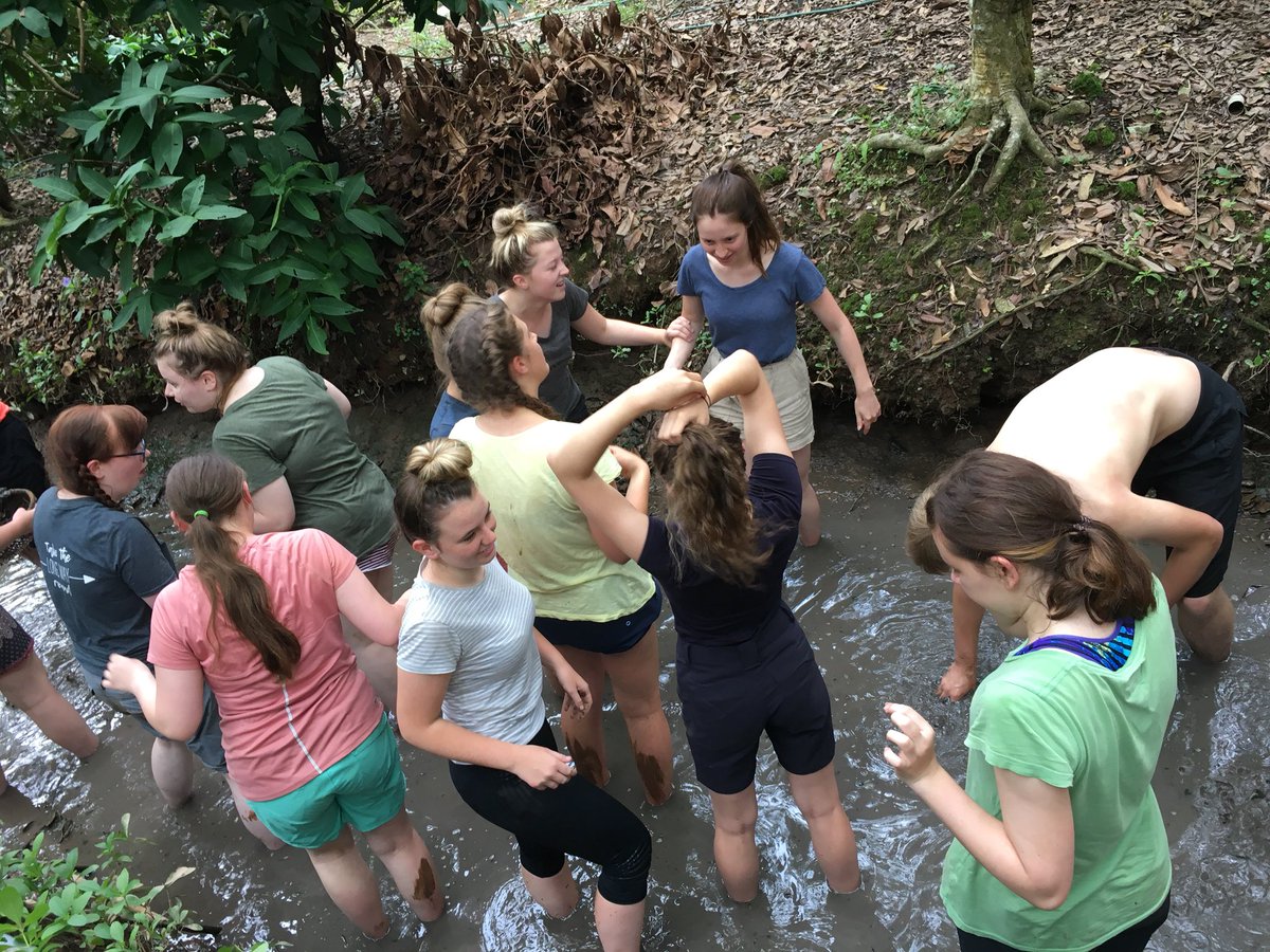 ForAcadVietnam's tweet photo. Mud-fishing https://t.co/I02uuPcw4P