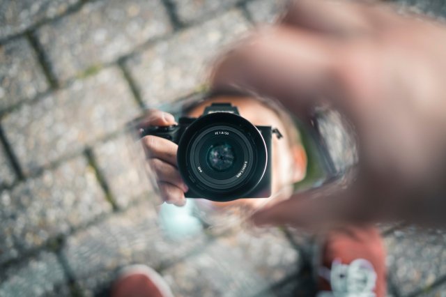 ChryslerCamera's tweet photo. Cracked camera? Don't panic! Call (212) 682-3547. https://t.co/4QeW4tvGtq