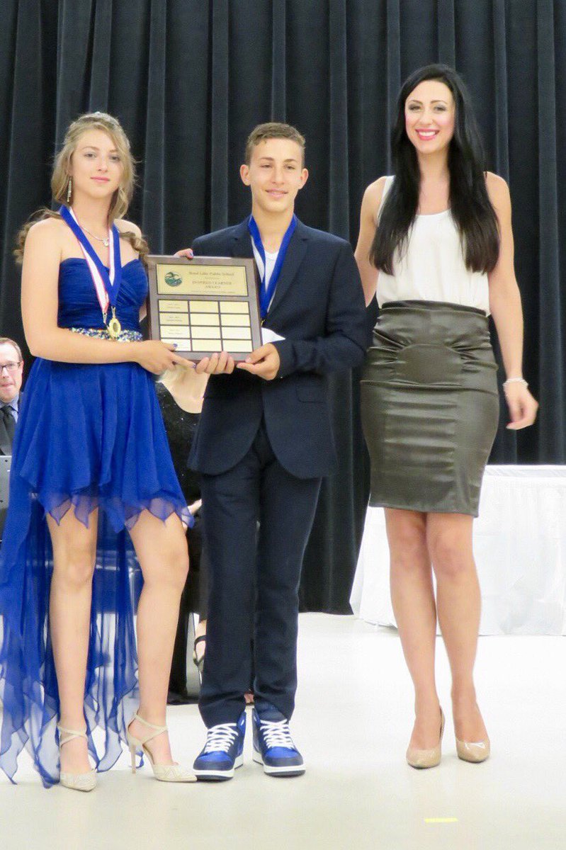 LinaandTeam's tweet photo. Absolutely honoured to sponsor and present the @YRDSB #InspiredLearner Award each year at @bondlakeps !
Congratulations to the deserving recipients and thank you for having me.
#WeSellRHill #LinaSells #YRDSB #InspiredLearner #CommunityMatters #RichmondHill #OakRidges https://t.co/QtBq3a2B8k