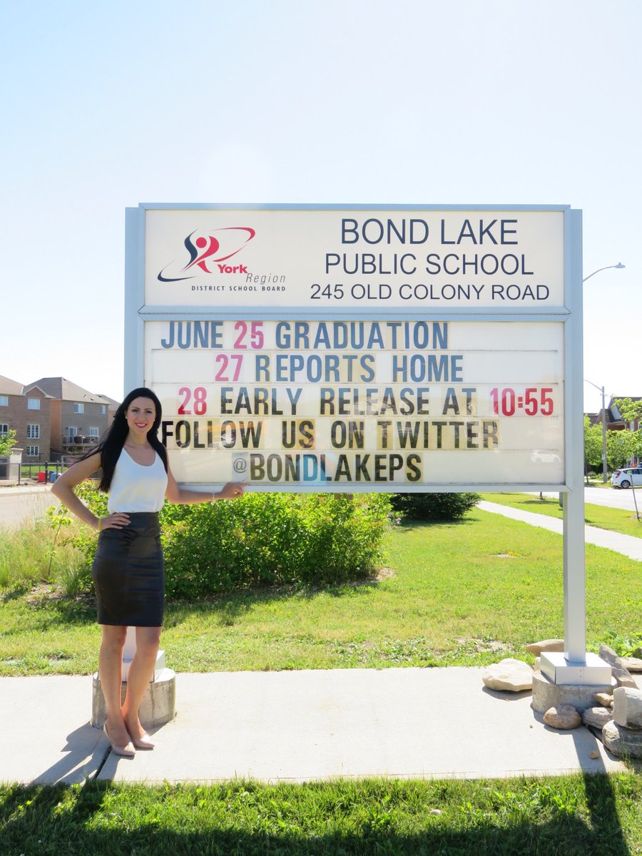 LinaandTeam's tweet photo. Absolutely honoured to sponsor and present the @YRDSB #InspiredLearner Award each year at @bondlakeps !
Congratulations to the deserving recipients and thank you for having me.
#WeSellRHill #LinaSells #YRDSB #InspiredLearner #CommunityMatters #RichmondHill #OakRidges https://t.co/QtBq3a2B8k