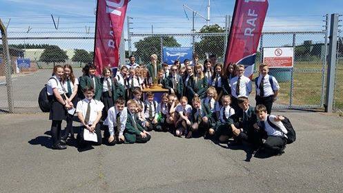 RAFCyberspace's tweet image. RRH Neatishead hosted #RAFBatonRelay yesterday. And @broadlandhigh helped receive the baton onto camp, participated in Radar #STEM &amp;amp; visited @RAFRadarMuseum.

This morning, #CommsManager FS Rob S &amp;amp; #CyberCommsSpec Cpls Craig A, Cpl Matt D &amp;amp;  SAC(T) Tom G ran legs to @norfolkshow