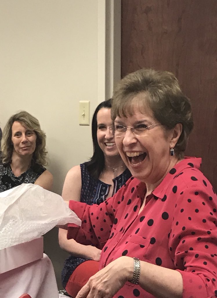 AmericanBank_BG's tweet photo. We are so excited for ABT’s Janie Taylor on her retirement this week - almost 46 years in banking! We are also a little sad, Janie has been a part of the ABT team for over 14 years. Wish you nothing but the best, Janie! Enjoy those grandkids and traveling! We love you! ❤️🇺🇸 https://t.co/boFOw1M87F