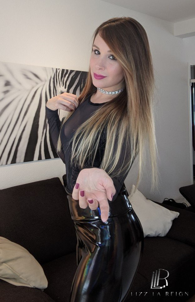 LizzLaReign's tweet photo. It doesn't matter how much you spend on me, you will never be part of my life! Moneymeat always remains #moneymeat😂🖕!
Go pay my bills, #paypig:
https://t.co/0BvZGsLkRR 👑👑👑
#HumanATM #cashslave #cashcow #findom #financialdomination #Moneyslave #finsub #femdom #Goddess https://t.co/wVmWXAs8yT