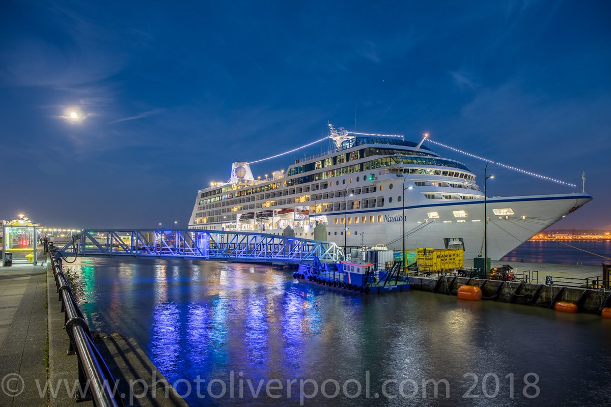 photolpool's tweet photo. Some photos in the moonlight last night around @CruiseLpool Terminal @OceaniaCruises MS Nautica nicely lit up, Bridge over Princess Dock &amp; Liver Bulding &amp; the moonlight with reflections in the dock @RoyalLiver1911 https://t.co/UvBfx2ovKB