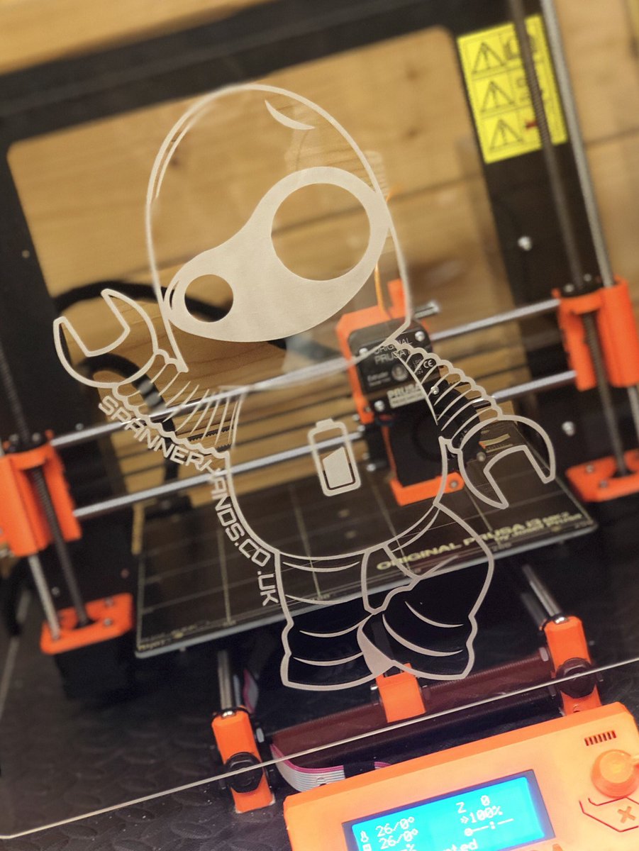 FilamentFrenzy's tweet image. Enclosure for my @josefprusa MK2 by @SpannerHands3D with custom #spannerbot door engraving 😍 Time to turn up the heat around here 😃