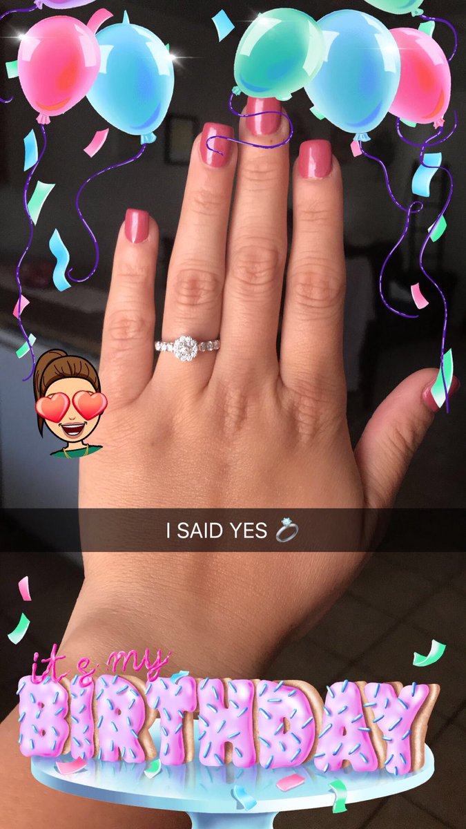 ilianaaaV's tweet photo. #SoontobeSchelstrate 💍 https://t.co/DQhRrbX9Qs