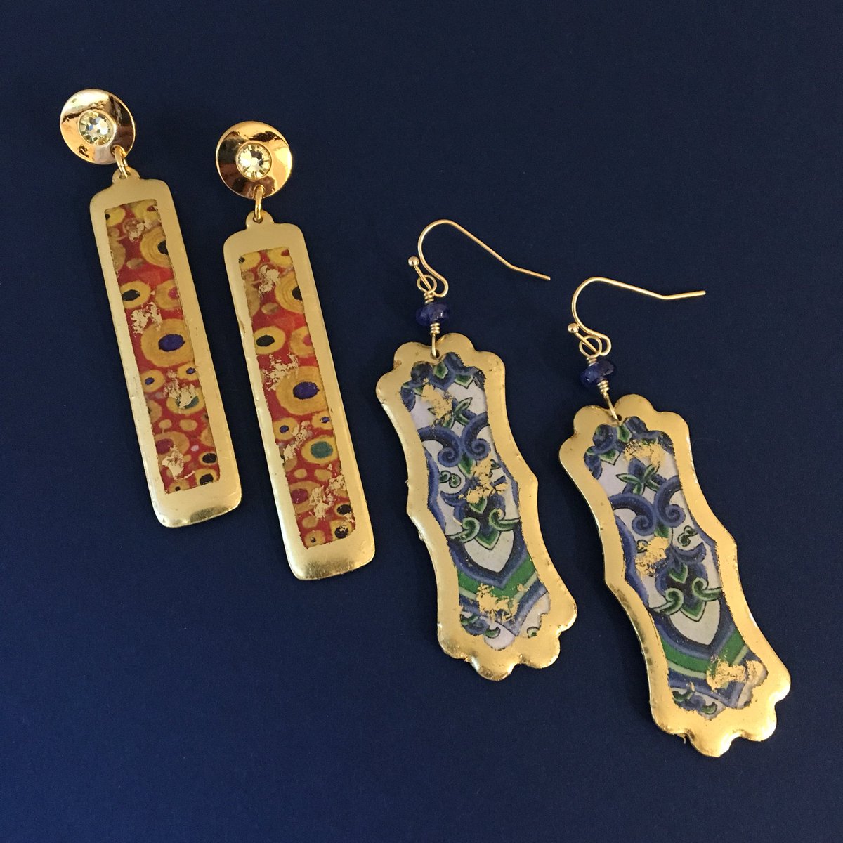 EvocateurStyle's tweet photo. Vienna & Rotterdam Sapphire Earrings β€οΈπ
β’
#evocateurstyle #evocateur #goldleaf #22k #gold #handcrafted #jewelry #madeinamerica #jewelrygram #artinspired #pieceofart #wearart #wearableart #handgilded #gild #fashion #statementjewelry #vienna #rotterdam #sapphire #earrings https://t.co/tOWzSVGQQd
