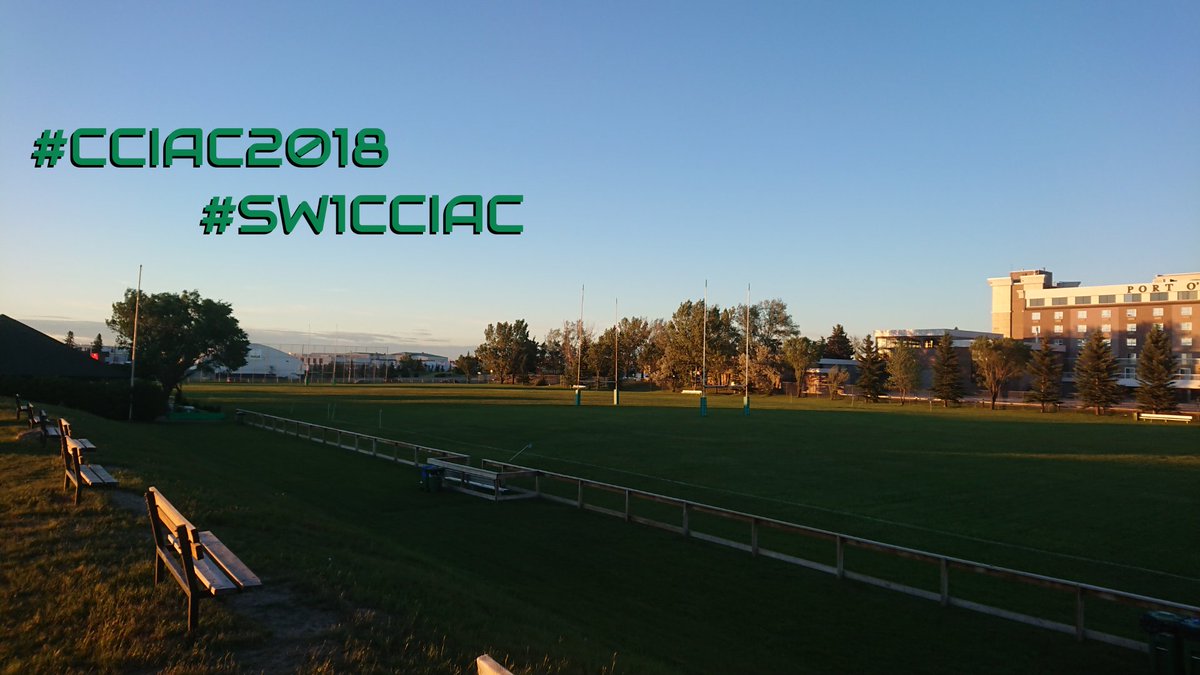 Calgary_Irish's tweet photo. Looking for a way to enhance your evening? Well, our SW1 Ladies are taking on the Red Deer Titans at the clubhouse! Kick off is at 7:45 PM, so lots of time to make it to the pitch. Come on out and support the team!
#bleedgreen #CCIAC2018 #SW1CCIAC https://t.co/Lhydp36luY