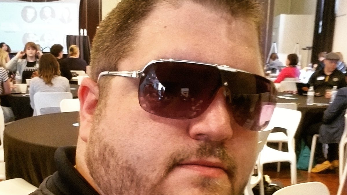 filmNJones's tweet photo. #NationalSunglassesDay AND #SMDayICT on the SAME day? I'm ok with this. #wichita #Kansas #marketing #socialmedia https://t.co/gLzNTR1zkc