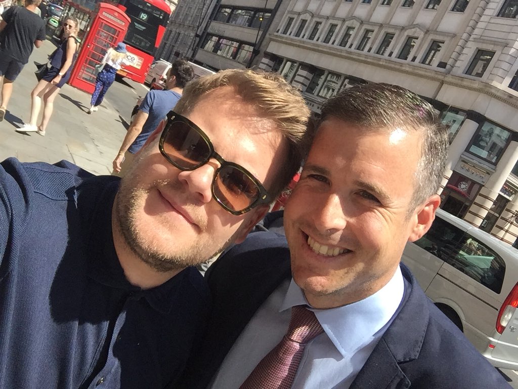 Meeting <a href="/JKCorden/">James Corden</a> in Piccadilly today. What a feeling! Would kill for a set of tickets to the Late Late Show:London. <a href="/cherisekemp/">Cherise</a> &amp; I are huge fans 🙌🏻👊🏻🤩👍🏻