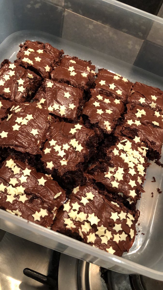 canada_2019's tweet photo. Bake sale tomorrow @TheSnaithSchool in aid of Explorer Scouts Canada Expedition!! #traybake #cupcakes #cookies #flapjack #GFmuffins #scouts #canada https://t.co/teeLxcm2Np