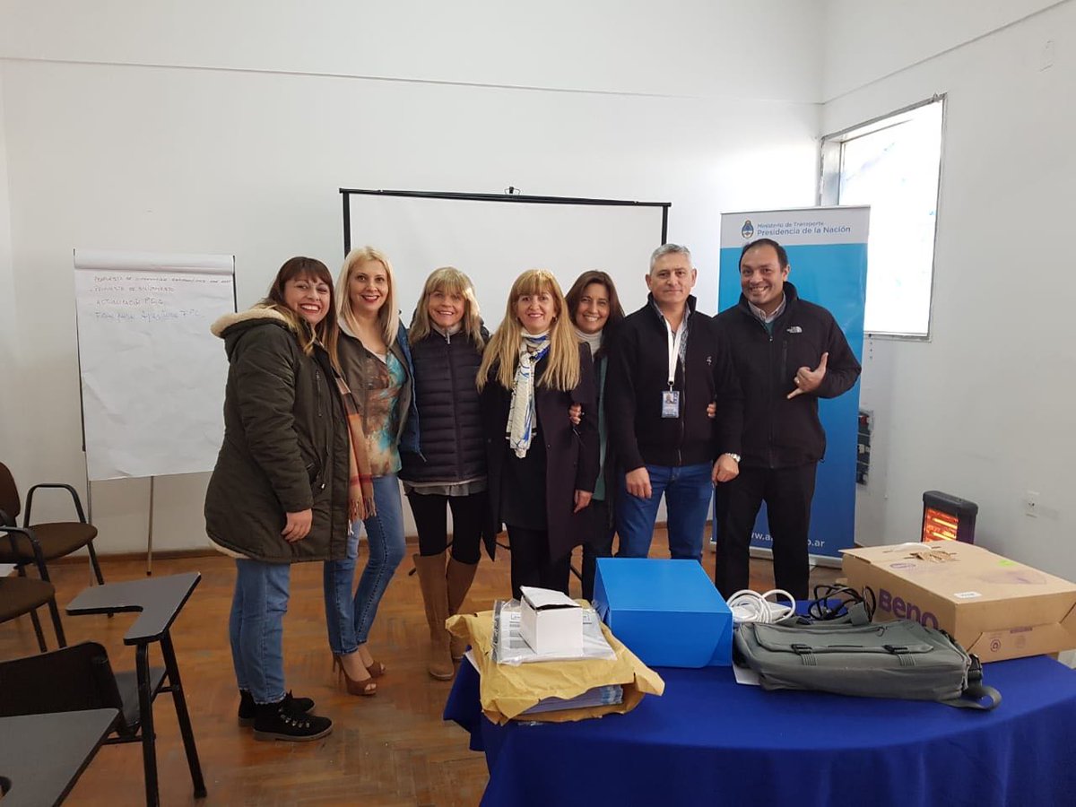JST_Argentina's tweet photo. [INFO] Investigadores de JIAAC participaron de las Jornadas de concientización en Seguridad de las Operaciones aéreas, organizadas por @ANACargentina en el Ad. de Morón (Bs As). #SeguridadOperacional #Safety https://t.co/0saMVtnZa6