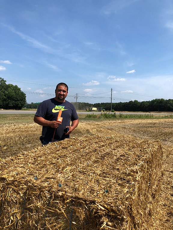 Pacific_Ag's tweet photo. Harvest master Mercedes Flores in Goldsboro, NC! https://t.co/tADlg3cZou