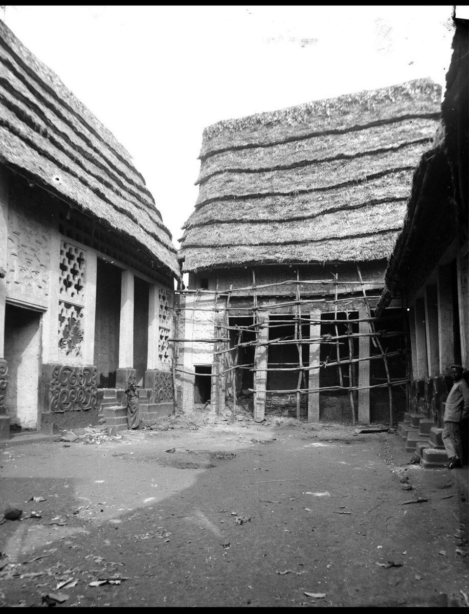 Some of the old buildings at Kumasi (Kumasi was burnt down by British forces and abandoned by the Ashanti afterward). Friedrich Ramseyer, c. 1896. BMArchives.