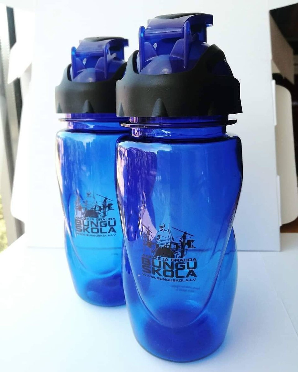 Agrafe11's tweet photo. Best sport bottles from #agrafe @agrafe https://t.co/KyfuR9apYL #sport #sportbottles #mugs #thermomugs #water #presentmaterials #gifts #promotianmaterials #promotian #summer #Competitions #contests #dziesmusvētki #dancers #singers #logo #personaltrainer https://t.co/qtGzfv2QAc