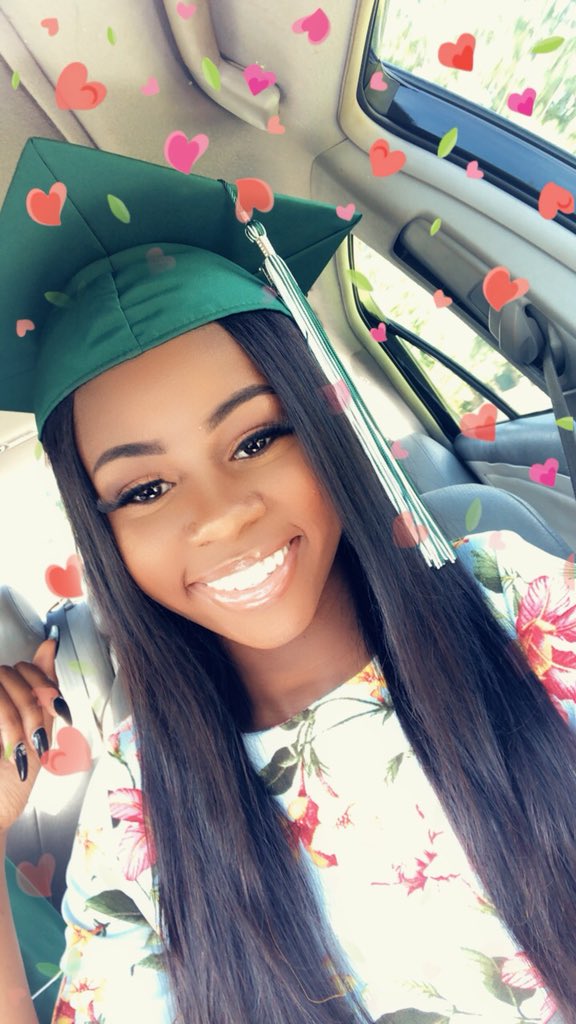 Kendra_Elysia's tweet photo. #WhosWhoAtMyASU

- I’m Kendra Angion👑 (Ken)

- From Selma,Al #27sel 😍

- Upcoming Freshman #MYASU22 🐝

- Major: Secondary Education, English👩🏾‍🏫

- Outgoing, Friendly, and I love to laugh!☺️💕

#myasu https://t.co/nWTmdV8DaC