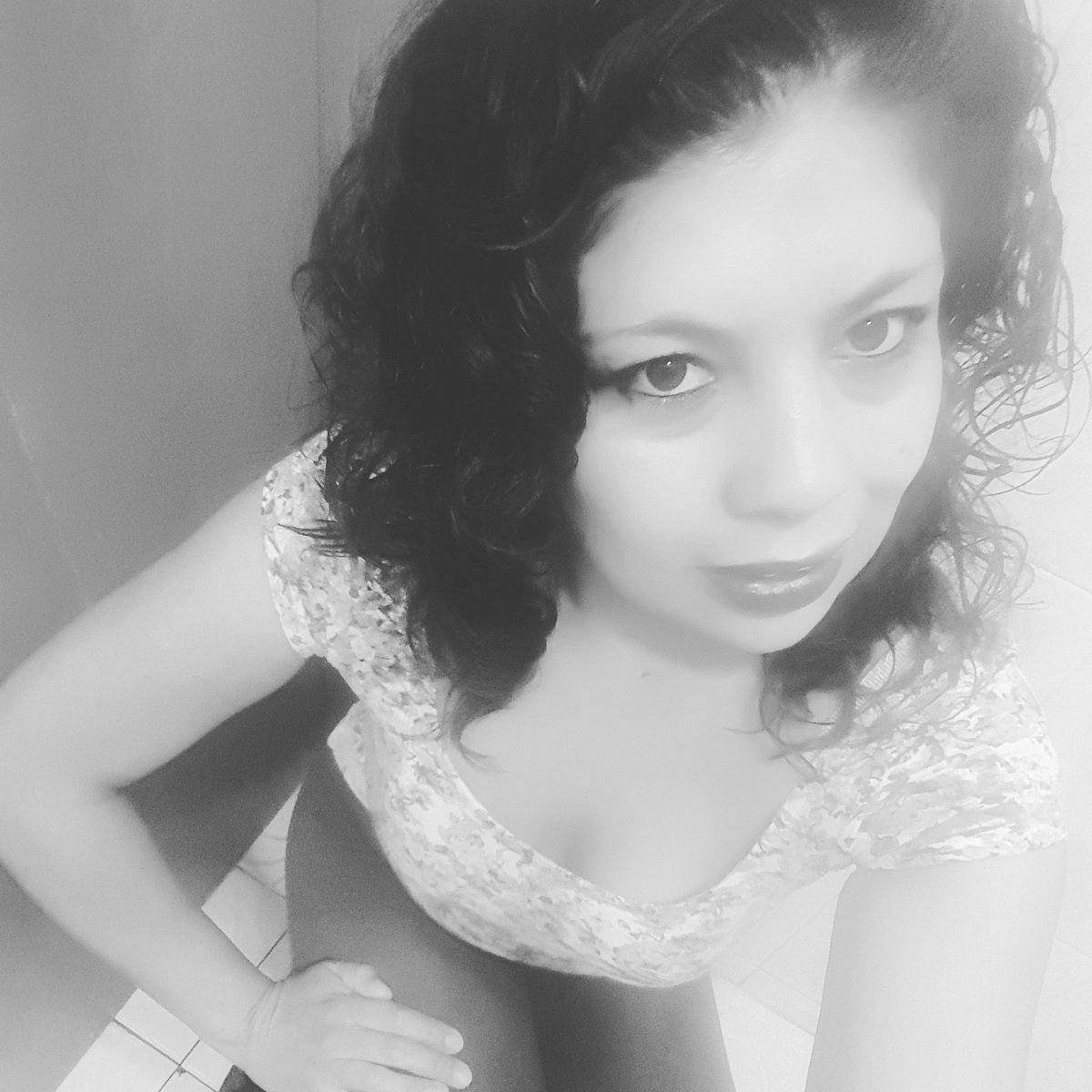yadiabejit's tweet photo. #NuevaFotoDePerfil https://t.co/ltgqaAB0tV