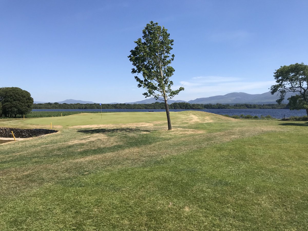 oconnor__seamus's tweet image. Can’t beat Killarney on a hot day some back drop to the 10th in Killeen #classcourse