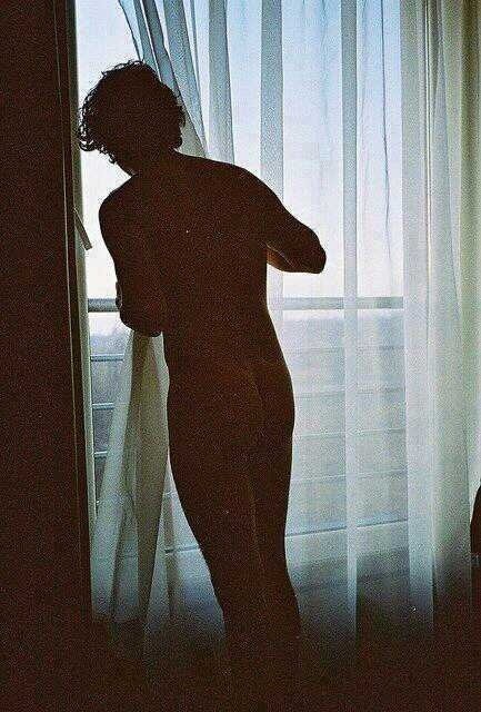 sensatelouist's tweet photo. "my worst habit is getting naked all the time" 

My #TeenChoice for #ChoiceFandom is #Directioners @onedirection https://t.co/1sadoSQTb5