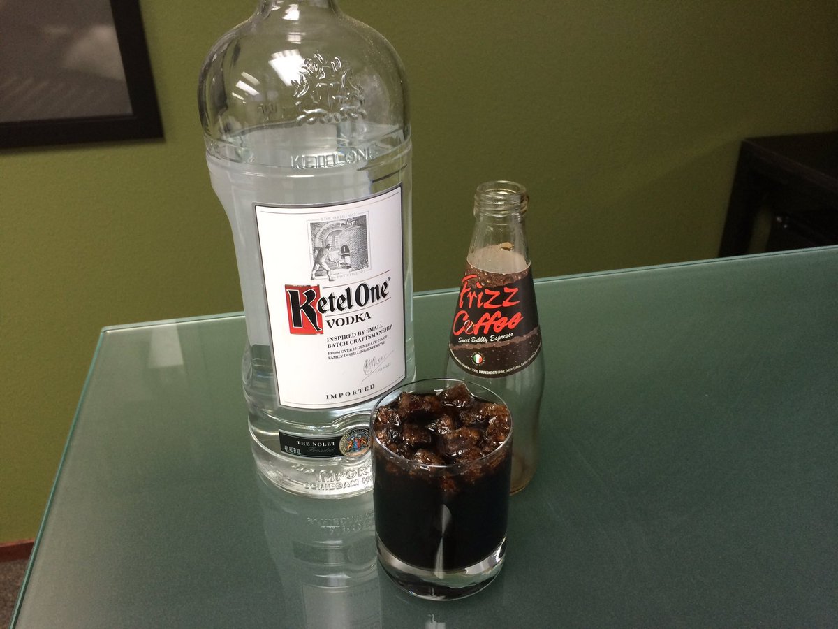 HowYouFrizzin's tweet photo. Frizz and @KetelOne https://t.co/6Y1TRGrIRn
