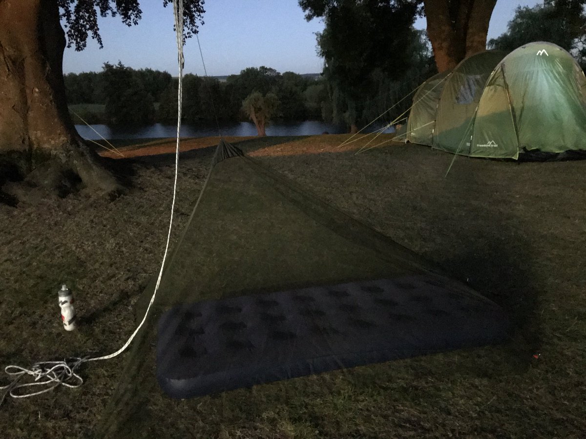 MoulsfordLatin's tweet photo. meum cubiculum est pulchrum #yr5camping #magisterdormit @MoulsfordYear5 https://t.co/AcVaTUovMq
