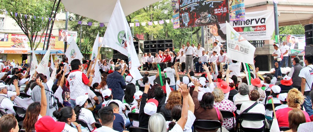 JoseEAlfaro's tweet photo. Acompaño a mi amiga @mineberdejo Candidata a Alcaldesa por #Azcapotzalco en su cierre de campaña. Cuando hay convicción, compromiso social, oferta política viable y equipo de trabajo comprometido, se tiene certeza en la victoria. #VamosAGanar https://t.co/eQDyOCAusj