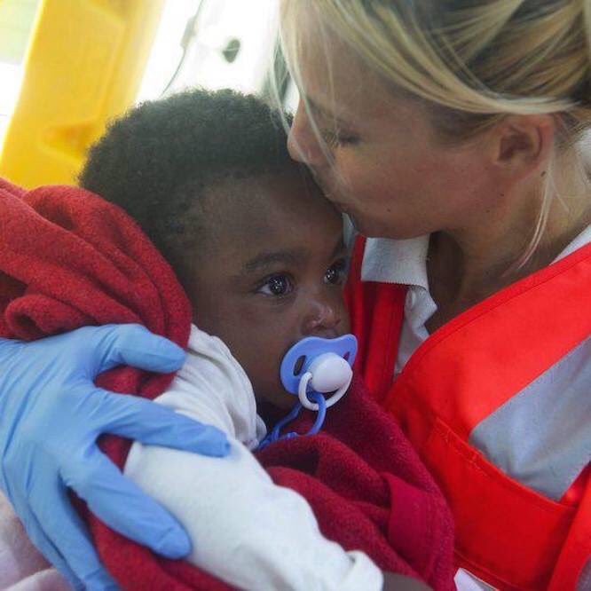 Come si spiega a un bambino che è nato dalla parte sbagliata del mare?