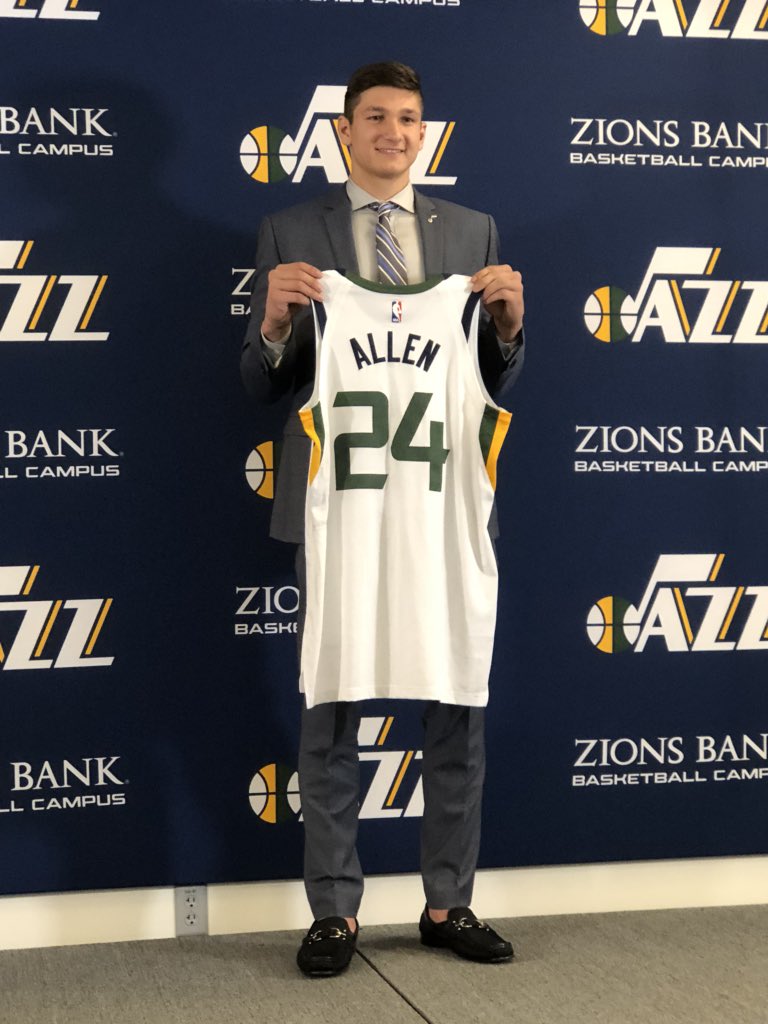E_Woodyard's tweet photo. Here is your first look at Grayson Allen with his new Utah Jazz jersey. https://t.co/vRBoJu0Y23