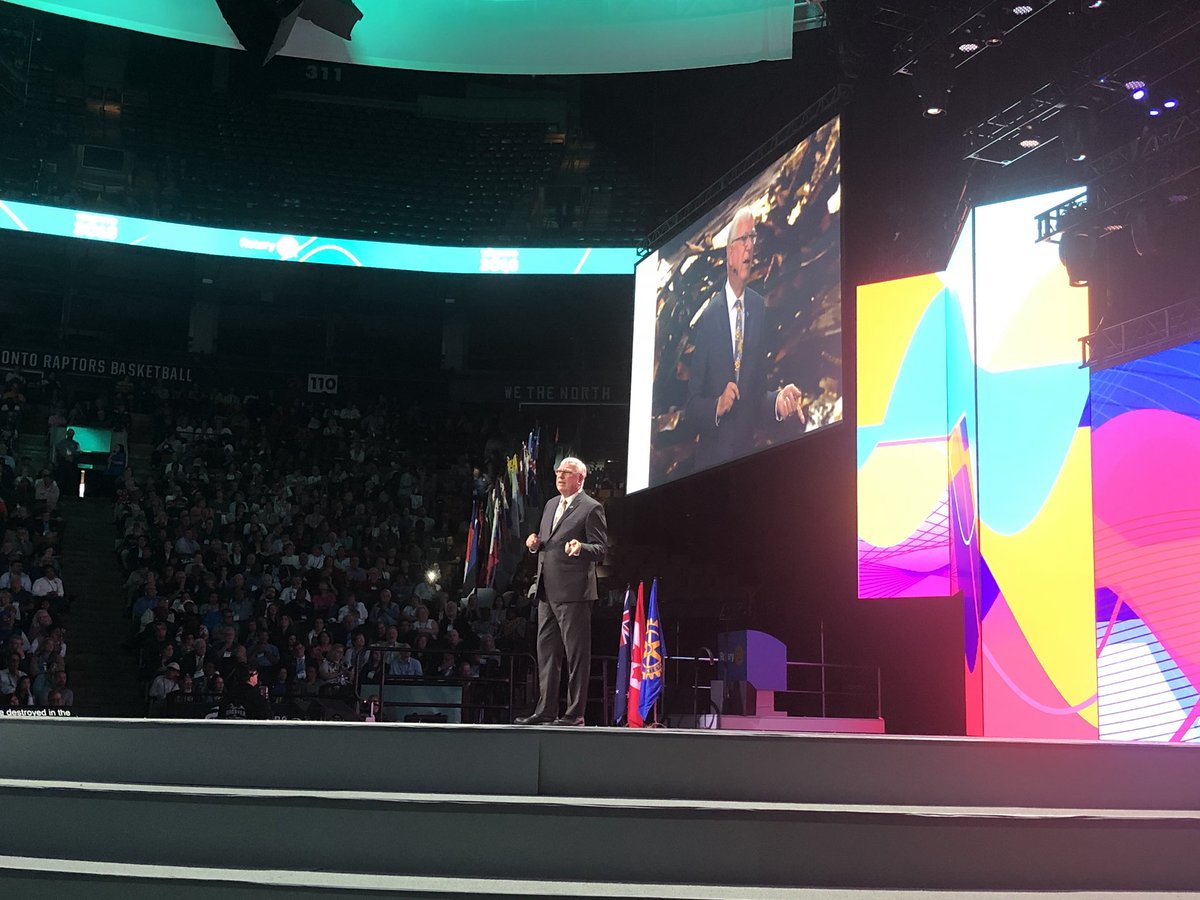 Rotary International tweet media