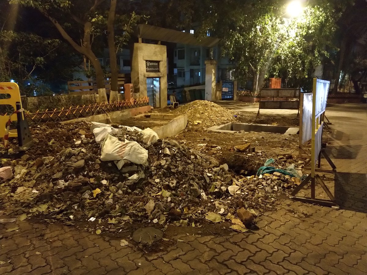 Hi @MumbaiPolice even though this isin't directly in your jurisdiction please help. Been dug up for the past 3 months in #BandraWest near the police chowki on the road going up to #MountMaryChurch from #MehboobStudio. Creates a bottle neck leading to traffic jams in the #rains.