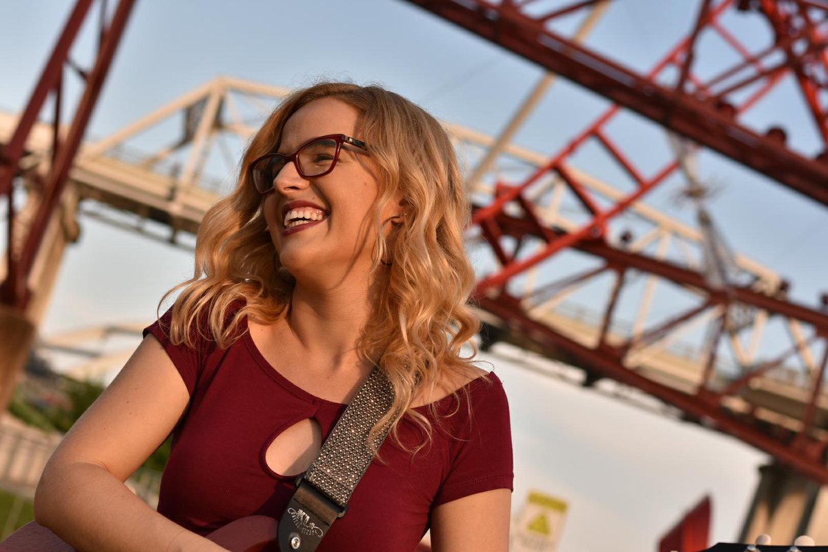 Lots of fun shows coming up this summer!! Full show list at: megwilliamsmusic.com 
#blues #rock #soul #nashville