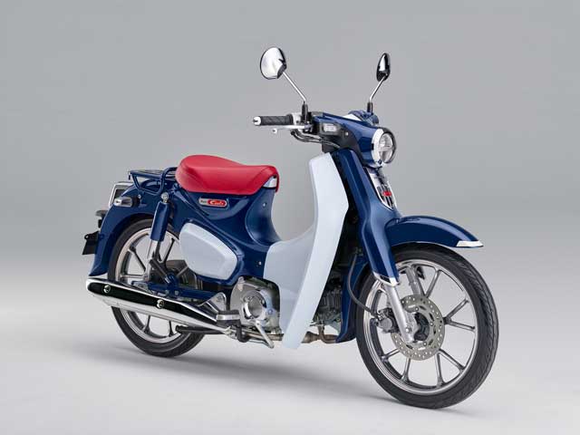 HondaBike_hmj's tweet photo. パーソナルコミューター「スーパーカブ C125」を9/14（金）に発売！
スーパーカブシリーズの普遍的な車体パッケージに「Honda SMART Key システム」採用、スマートな使い勝手と上質感を追求したモデルです。
発表https://t.co/2NzFurYB5P
機種https://t.co/4x2RTmTjnL https://t.co/yxRFXZywyl
