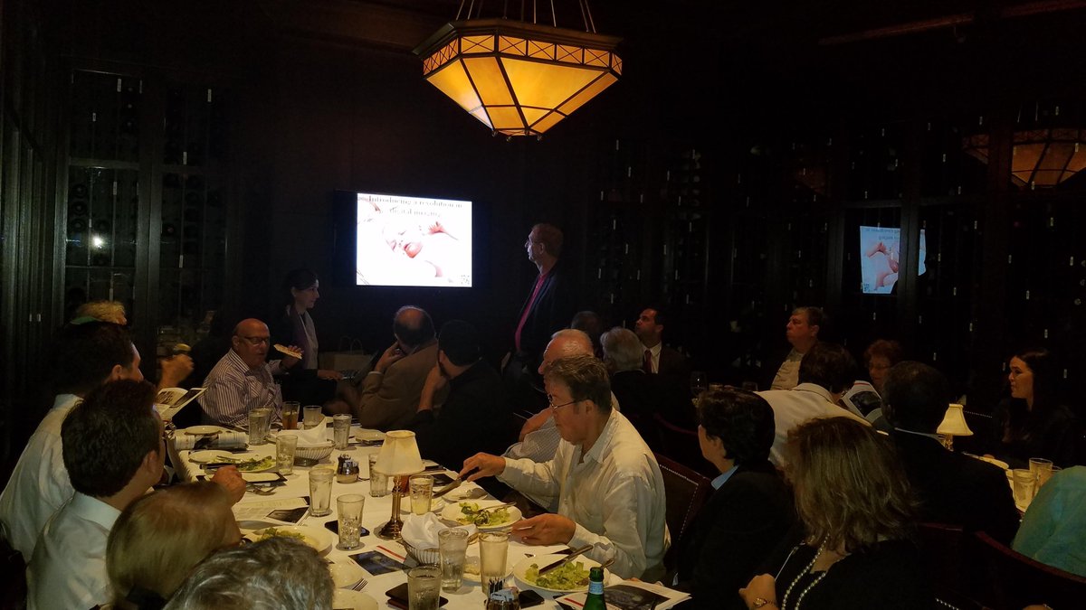 Qmage1's tweet image. Raymond Oliver • Following
CEO at Bear Creek Capital
Technology Inventor  Founder and CEO Leigh Rothschild of Qmage Inc.(private) presenting his company in Miami to a full house. I literally got pushed out of the room. #