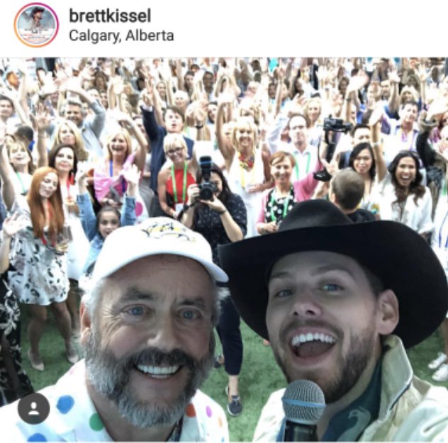 One of our favorite nights @WBrettWilson Garden Party #OMGP to raise awareness and funds for #AdolescentMentalHealth. Great times had by all and over $600K raised for 10 local charities. 
Hey @patti_morris , look who snuck into the picture with Brett and @BrettKissel Yay us!