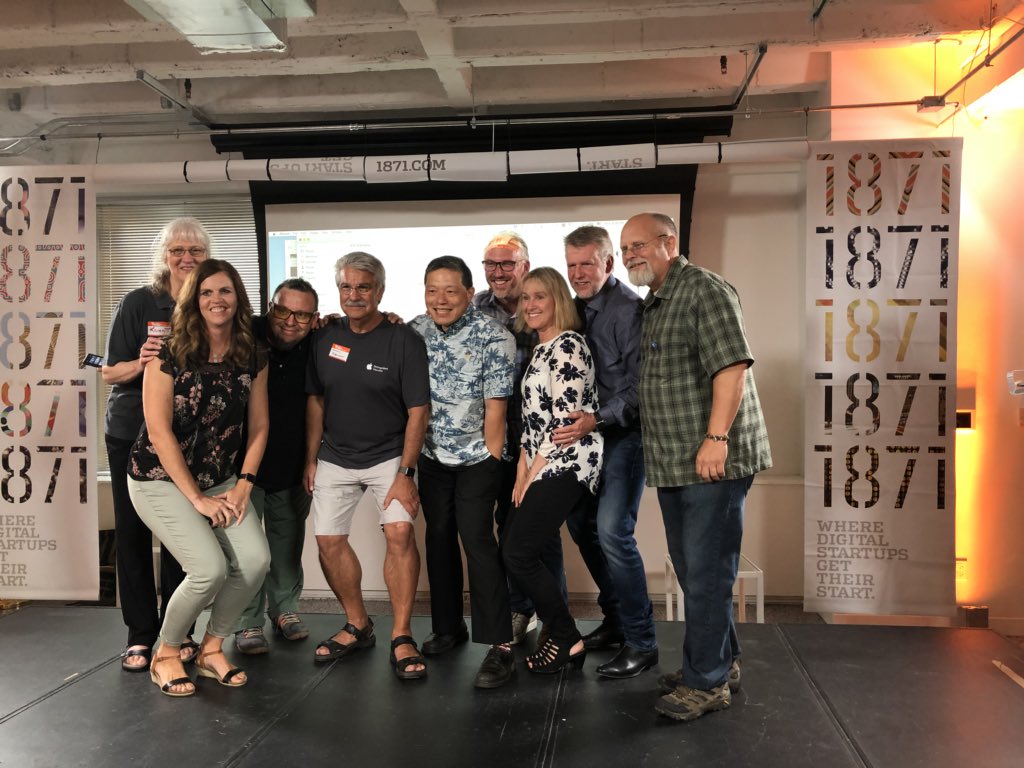 djteach's tweet photo. A fun night with @CBLWorld , & some of the group who 10 years ago worked with Apple Inc & helped begin for what has become the premier learning/teaching paradigm for teaching students to learn how to learn. It’s called Challenge Based Learning. #CBLearn https://t.co/oN46I1HZuU