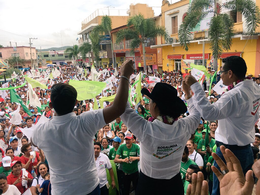 ProfeChanito's tweet photo. Gran cierre de campaña “Todo #Pochutla ya decidió y este 1 de julio” ¡ juntos Ya Ganamos!

#ContigoPochutlaAvanza  #VotaPRI #VotaFelicianoCruzMartínez https://t.co/03TpSOUY5G