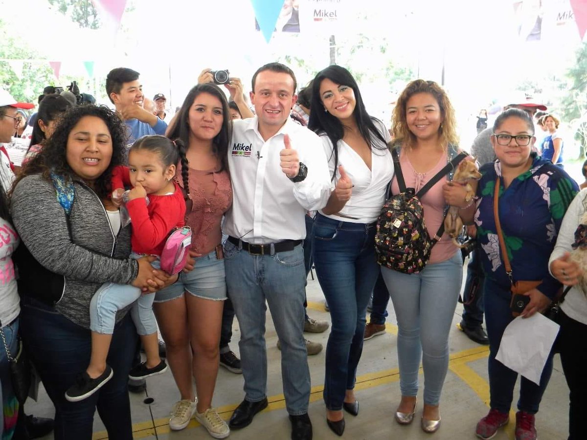 CdmxMmj's tweet photo. @Janet_HdzSotelo DiputadaCiudadana
#PlataformaMMJ RedCiudadana🇲🇽
Nuestro #SegundoEvento realizado el 19 de Mayo del año en curso qué fue todo un #Exito el Paseo con #AnimalesDeCompañía acompañados por el Candidato a la Jefatura de Gobierno de la #CDMX @MikelArriolaP https://t.co/fu3aRWw4vK