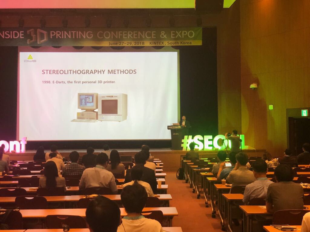 dwssystems's tweet image. @dwssystems founder &amp;amp; CTO #MaurizioCostabeber speaking @Inside3DPrint Conf in #Seoul. Check out his first #SLAPrinter  circa 1990’s. Talk about a #ThrowbackThursday. #3Dprinting #3DPrinter #AdditiveManufacturing #AugmentedManufacturing