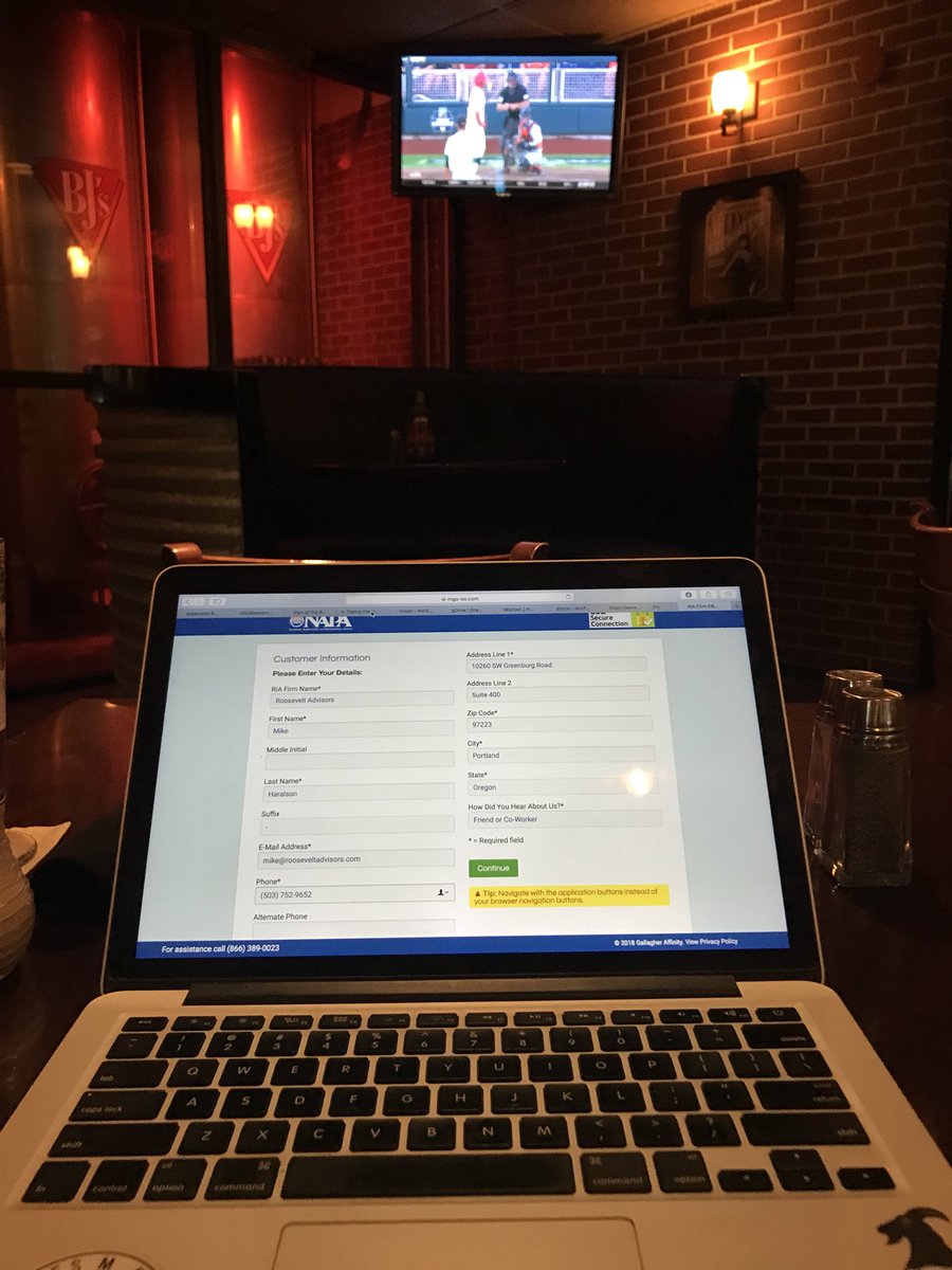 Current state of affairs: trying to get some work done but this Beaver College World Series game has me on the edge of my seat! 😬
#nailbiter
#OSU
#Beavers
#cws