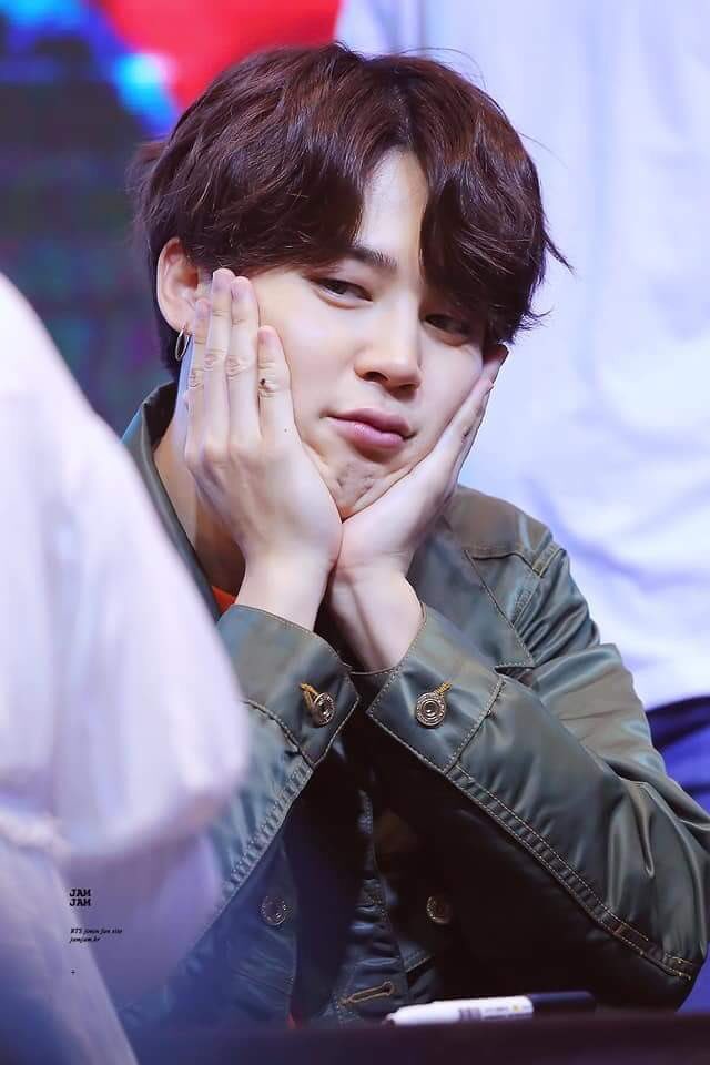 EjercitodeNam's tweet photo. @xyoonl @BTS_twt #BTS #ChoiceInternationalArtist #TeenChoice @BTS_twt https://t.co/gRFR6fvR8Y